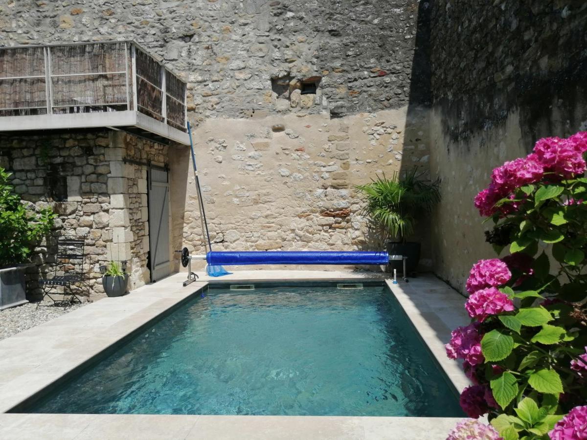 Gite De L Ancienne Poste Bourdic Buitenkant foto